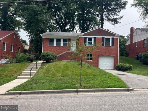 3420 25th Ave, TEMPLE HILLS, MD, 20748-2804 | Card Image