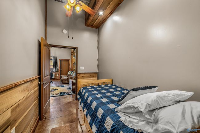 131-C Anderson St E, Home with 0 bedrooms, 2 bathrooms and null parking in Scottsboro AL | Image 38