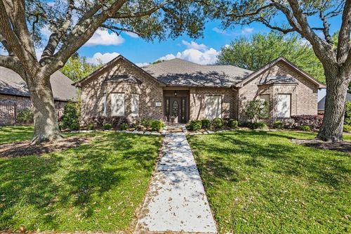 3931 Bolivia Dr, Pasadena, TX, 77504-2505 | Card Image