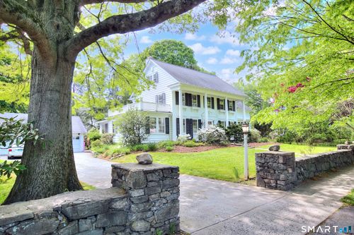 533 N Benson Rd, Fairfield, CT, 06824-5133 | Card Image