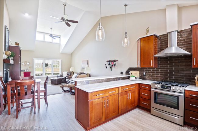 18-web-or-mls-399 Block Rd 48734 6 9 25-12.jpg | Image 6