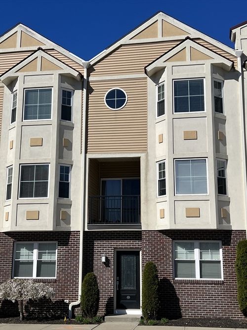 apt-c102-2 N Main St, Mansfield, MA, 02048-2371 | Card Image