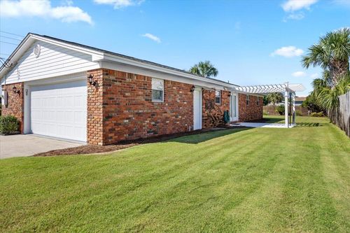 547 Dorado Ave, Fort Walton Beach, FL, 32548-6937 | Card Image