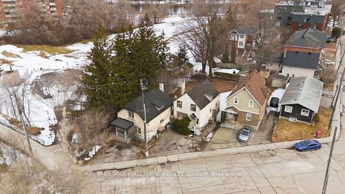 5 & 7 Hurdman Rd, Ottawa, ON, K1N8N6 | Card Image