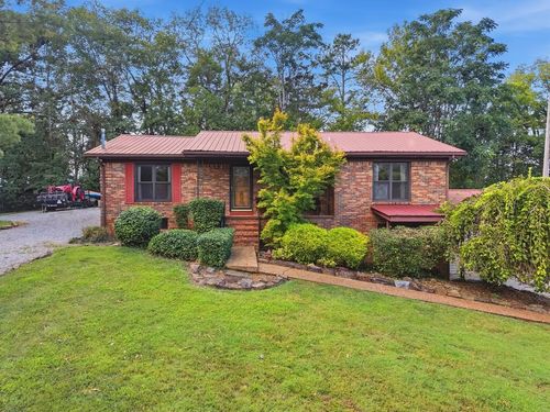 215 Cherokee Cir, Sparta, TN, 38583-2543 | Card Image