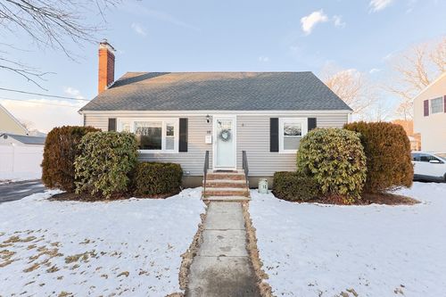 16 Sunset Dr, Peabody, MA, 01960-6610 | Card Image