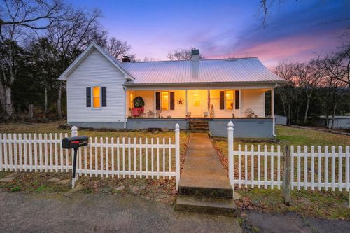 5815 Bradyville Rd, Bradyville, TN, 37026-5205 | Card Image