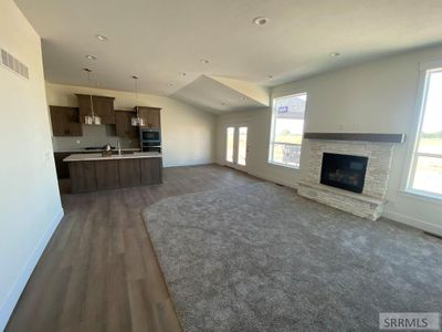 832 E 1560 N, House other with 6 bedrooms, 3 bathrooms and 3 parking in Shelley ID | Image 3