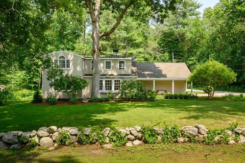 460 King St, Cohasset, MA, 02025-1952 | Card Image