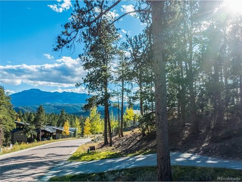 270 Thunder Ridge Dr, Woodland Park, CO, 80863-9025 | Card Image