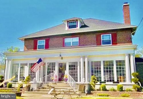 fl-3rd-420 Heulings Ave, RIVERSIDE, NJ, 08075-4032 | Card Image