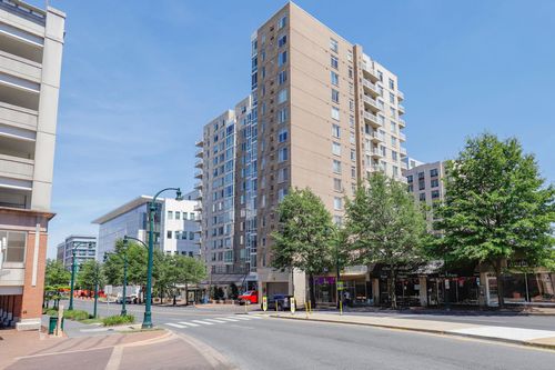 201-930 Wayne Ave, SILVER SPRING, MD, 20910-4448 | Card Image