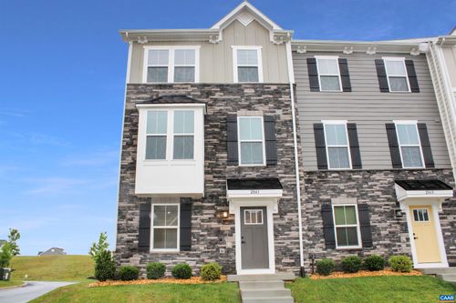 2061 Lockwood Dr, CHARLOTTESVILLE, VA, 22911-5606 | Card Image