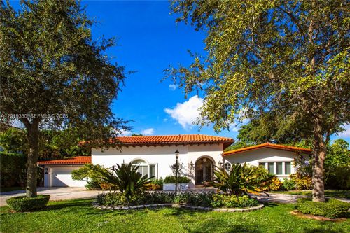 125 W Sunrise Ave, Coral Gables, FL, 33133 | Card Image