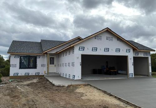 832 5th St, Wanamingo, MN, 55983-1485 | Card Image