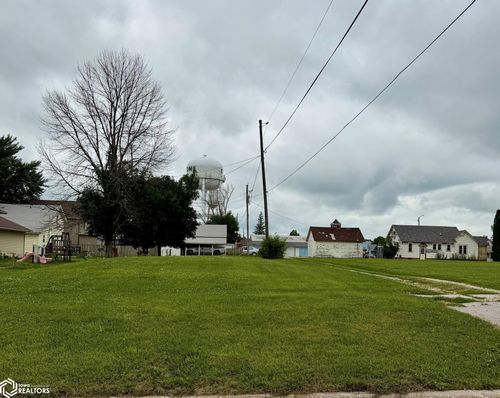 410 S Main St, Clarion, IA, 50525-1848 | Card Image