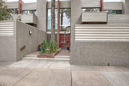 468 Josephine St, Denver, CO, 80206-4209 | Card Image