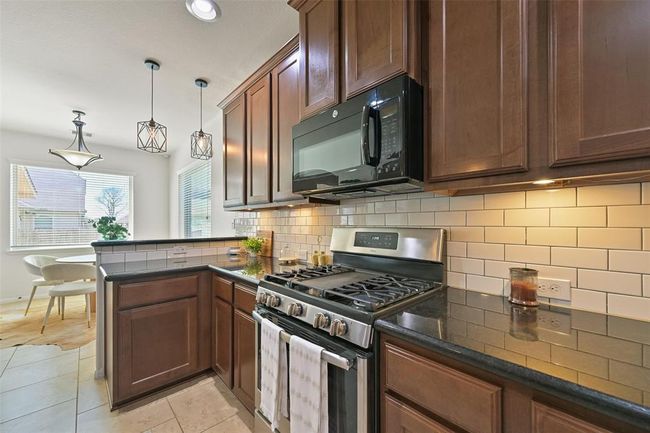 6135 Carnaby Ln, House other with 4 bedrooms, 4 bathrooms and 2 parking in Rosenberg TX | Image 13