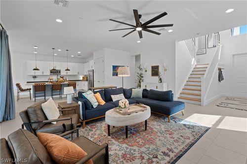 20860 Thistle Leaf Ln, ESTERO, FL, 33928-4081 | Card Image