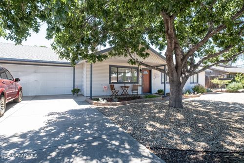 8469 E Sommer Dr, Prescott Valley, AZ, 86314-8522 | Card Image