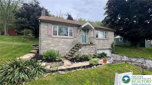 1644 Moselem Springs Rd, Hamburg, PA, 19526-8685 | Card Image