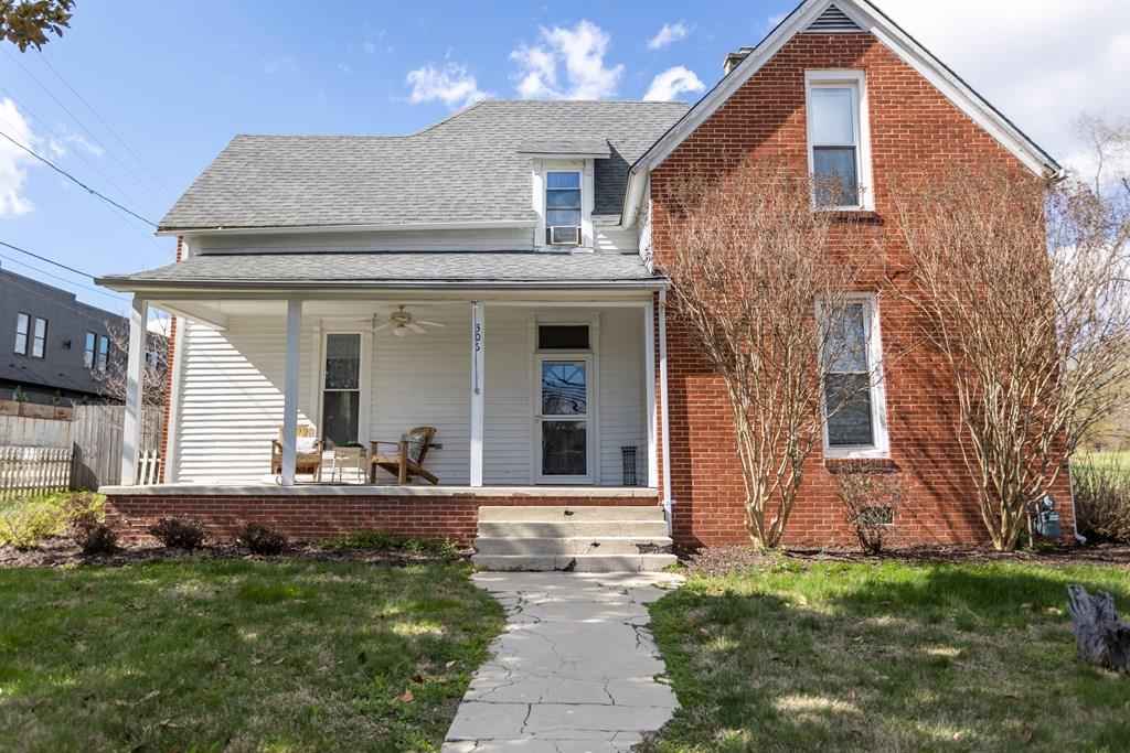Main St, Baxter, TN 38544