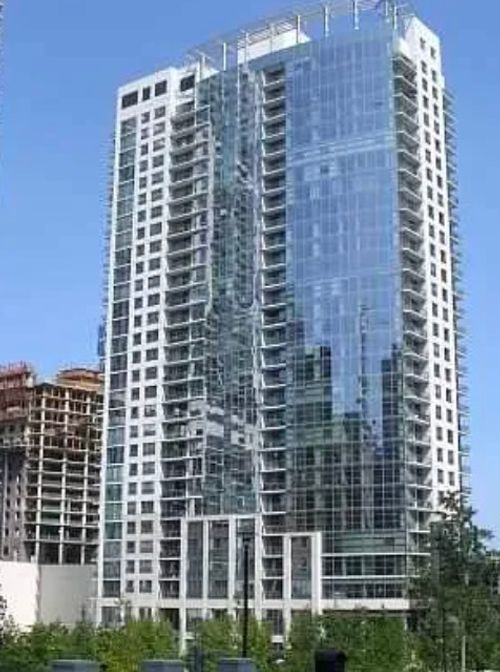 1803-201 N Westshore Dr, Chicago, IL, 60601-7265 | Card Image