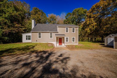 8 South Rd, Bozrah, CT, 06334-1429 | Card Image