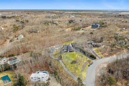22 Old Trail Rd, Water Mill, NY, 11976-2016 | Card Image
