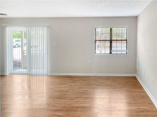 apt-c121-475 Mount Vernon Hwy Ne, Atlanta, GA, 30328-4169 | Card Image