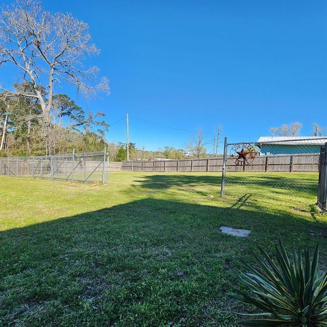 934 N Fm 356, House other with 2 bedrooms, 2 bathrooms and 1 parking in Onalaska TX | Image 13
