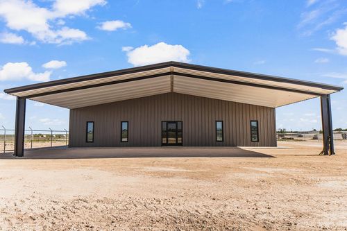 323 C S Us Hwy 385, Seminole, TX, 79360 | Card Image