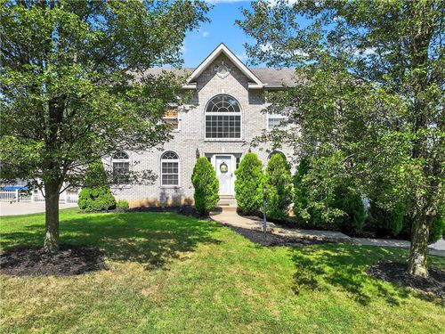 1514 Laurel Ridge Dr, Crescent, PA, 15046-3802 | Card Image