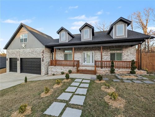 45 Westmorland Dr, Bella Vista, AR, 72714-1823 | Card Image