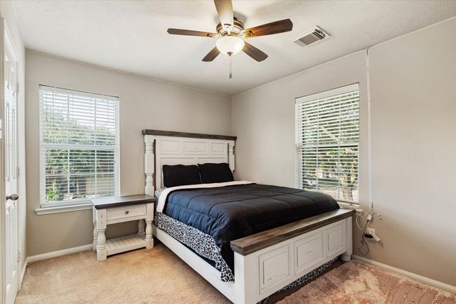 Secondary bedroom | Image 15