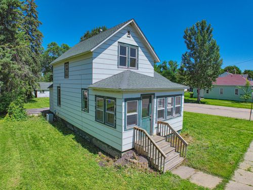 111 E 8th St, Morris, MN, 56267-1103 | Card Image