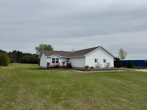 S2834 Fern Cir, Fountain City, WI, 54629-2801 | Card Image