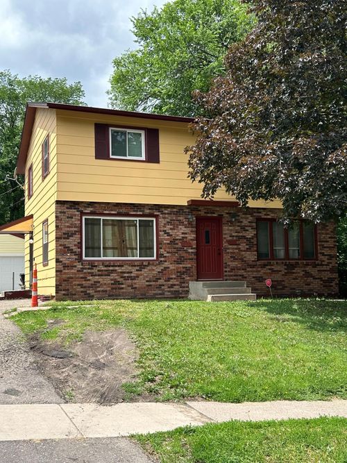 333-331-333 Mcknight Rd S, Saint Paul, MN, 55119-5305 | Card Image
