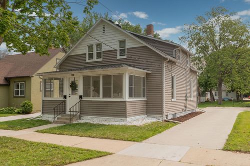 1126 7th Ave Se, Rochester, MN, 55904-7443 | Card Image