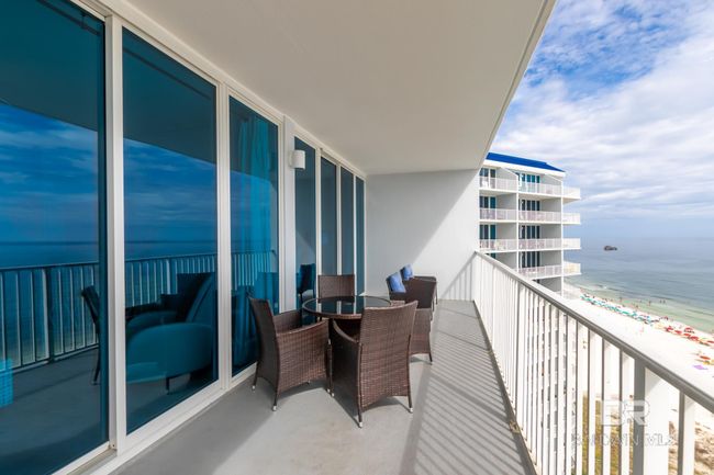 Balcony | Image 14