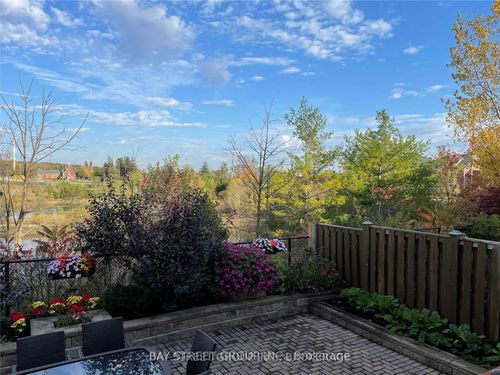 56 Albright Cres, Richmond Hill, ON, L4E4Z4 | Card Image