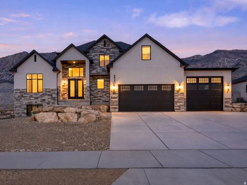 692 E Mountain Rd, North Ogden, UT, 84414-7514 | Card Image