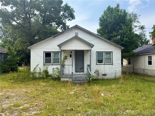 306 Wilson Ave, Spring Lake, NC, 28390-3627 | Card Image