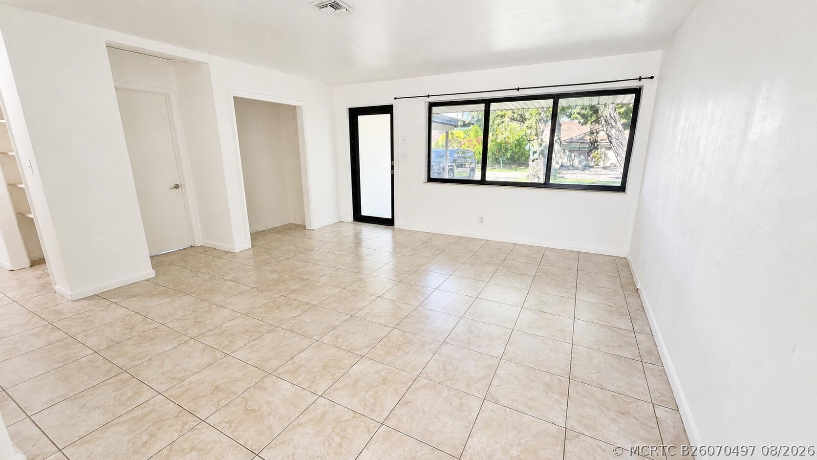 Residential in Plantation 3