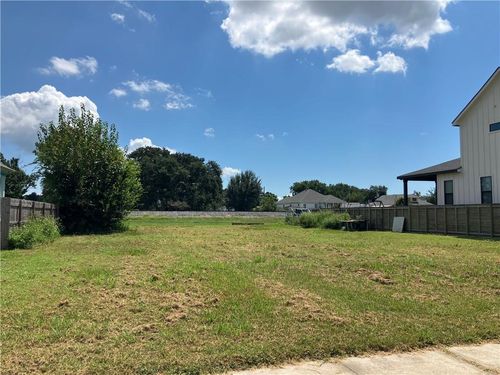 1901 Aycock St, Arabi, LA, 70032-1420 | Card Image