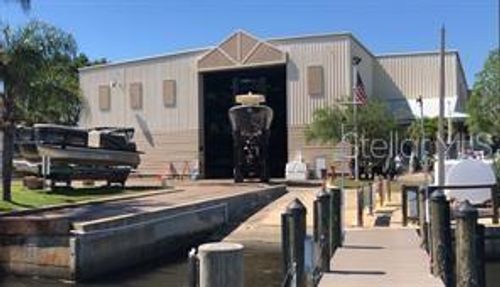 e2-57-1780 Phillippi Shores Dr, SARASOTA, FL, 34231-9134 | Card Image