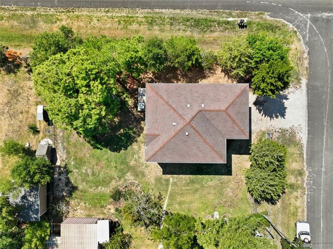 127 Metzwright Dr, House other with 4 bedrooms, 2 bathrooms and null parking in Anahuac TX | Image 30