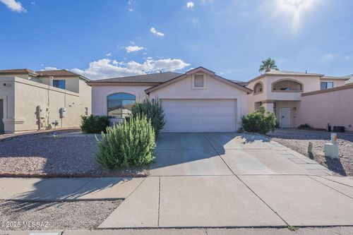 10016 E Paseo San Ardo, Tucson, AZ, 85747-5251 | Card Image