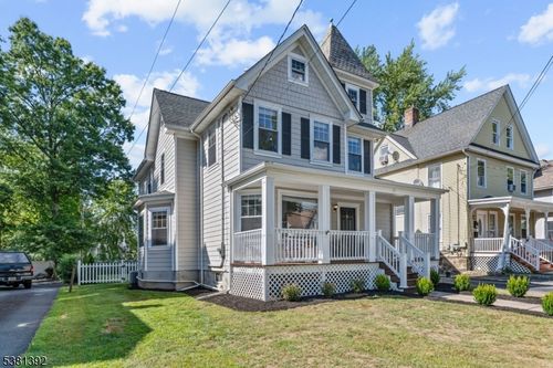 30 Hillside Ave, Chatham, NJ, 07928-2340 | Card Image