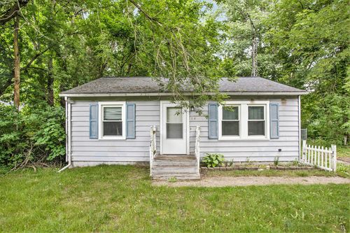 1493 Remus St, Kalamazoo, MI, 49004-1417 | Card Image